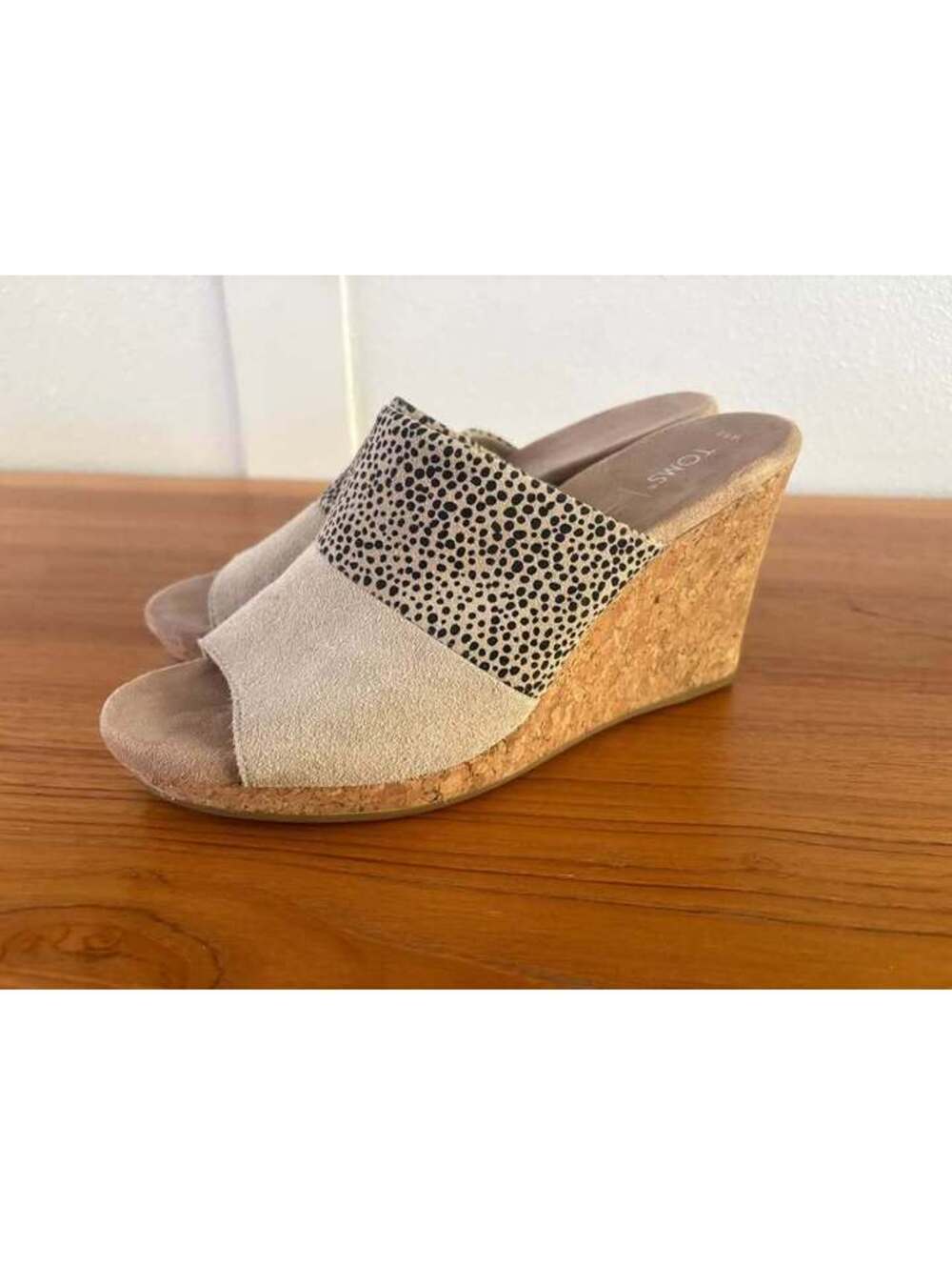 Toms Monica Cheetah Print Wedge Sandals size 8.5